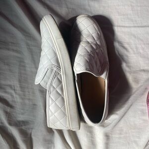 White Size US 9 Flats/Slip Ons with minor scuffing, the inside isnt worn in much